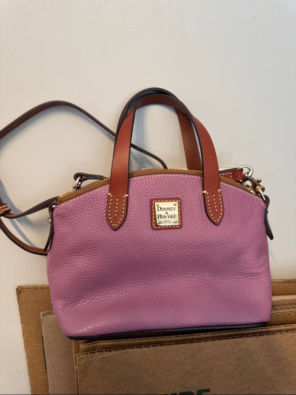 Dooney & Bourke purse